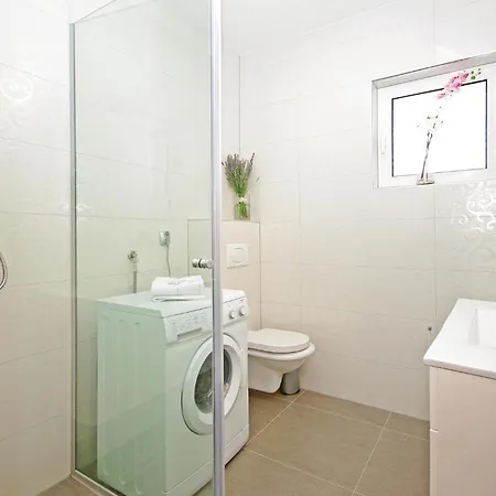 Holiday home Prolozac Donji Ix