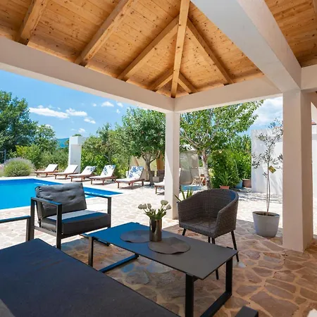 Prolozac Donji Ix Holiday home Donji Prolozac